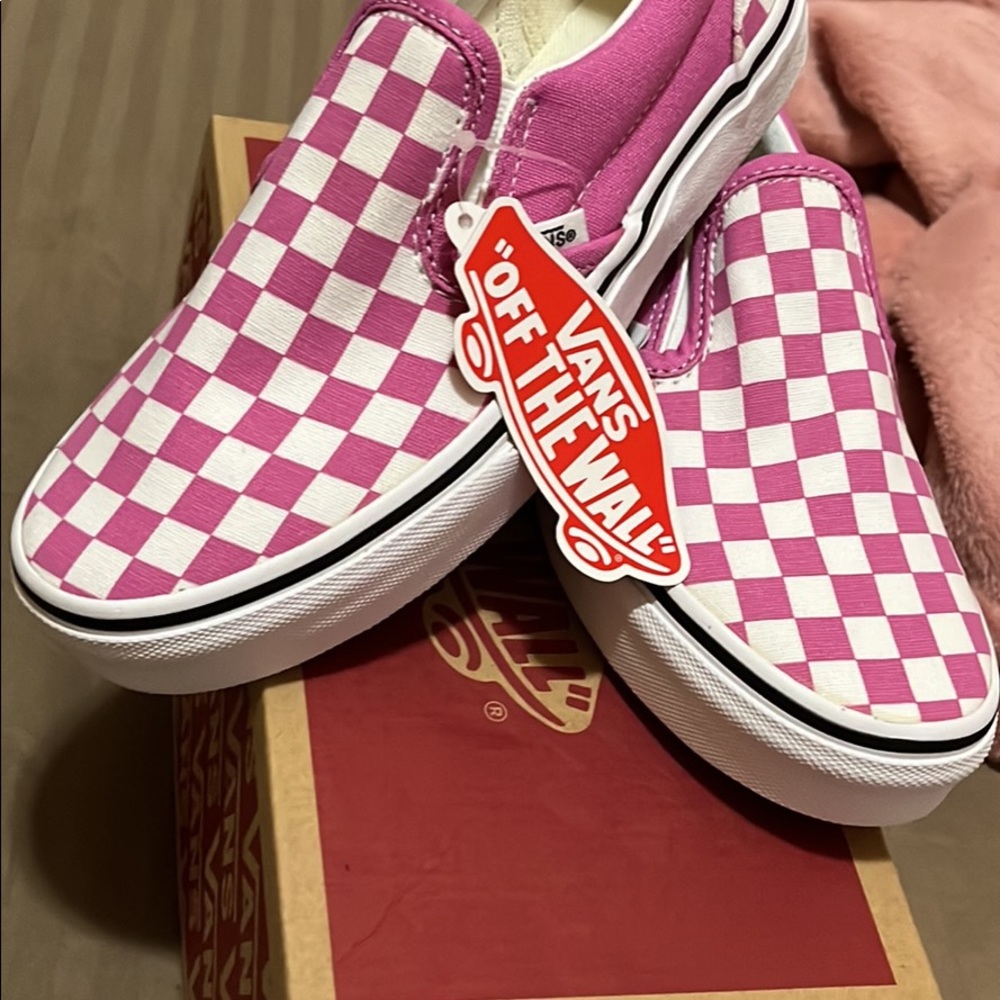 Girl Vans Youth sz 3 BRANDNEW W/Tags! Never Worn pink&white checkered